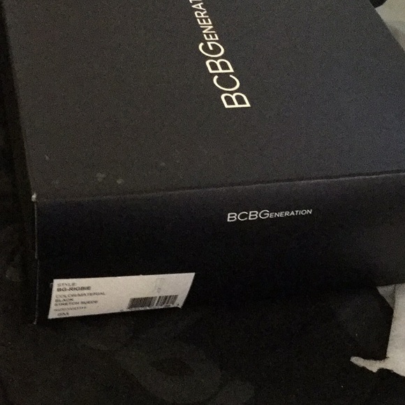 Boots - Picture 4 of 4